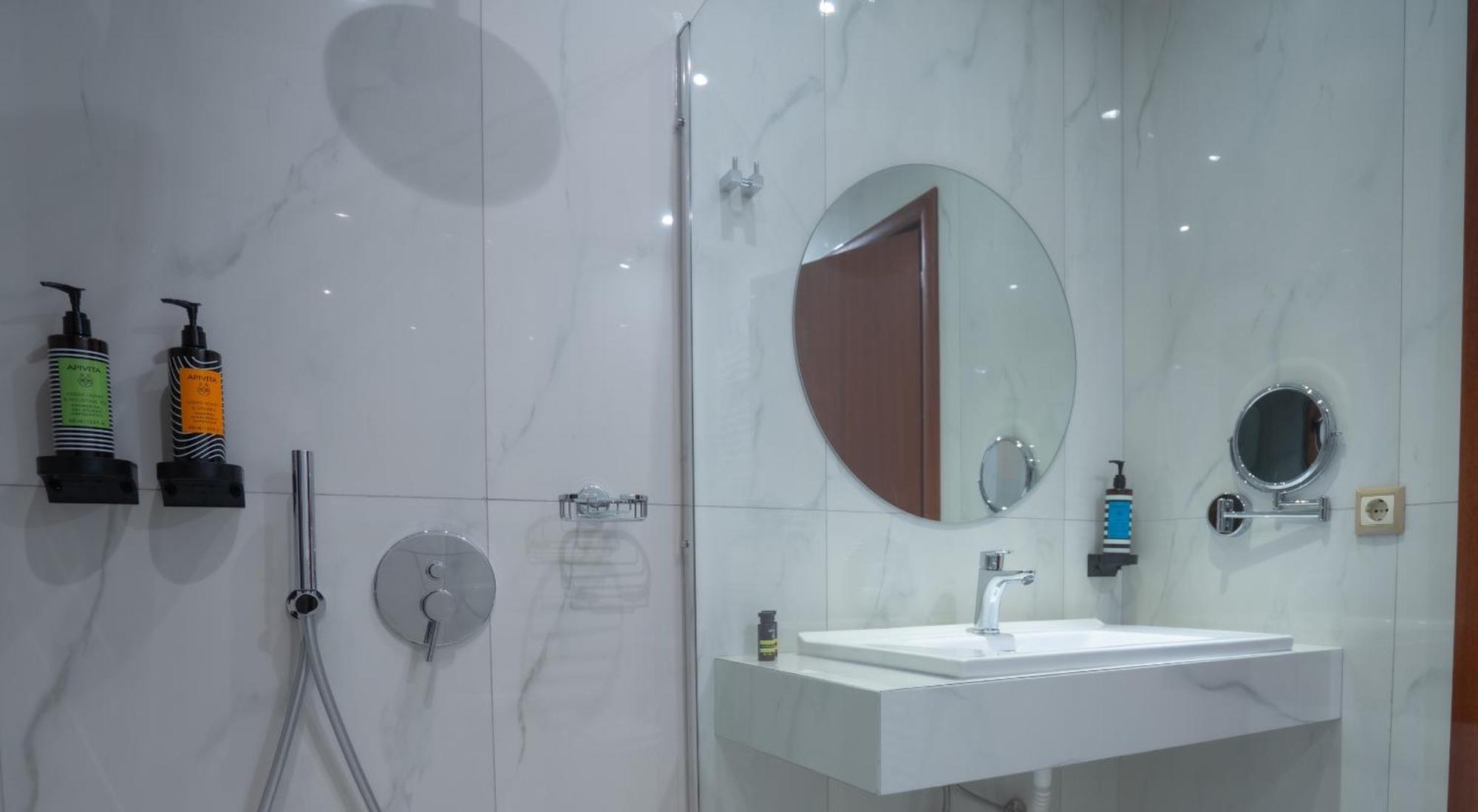 Hotel Naiades Órma Екстериор снимка