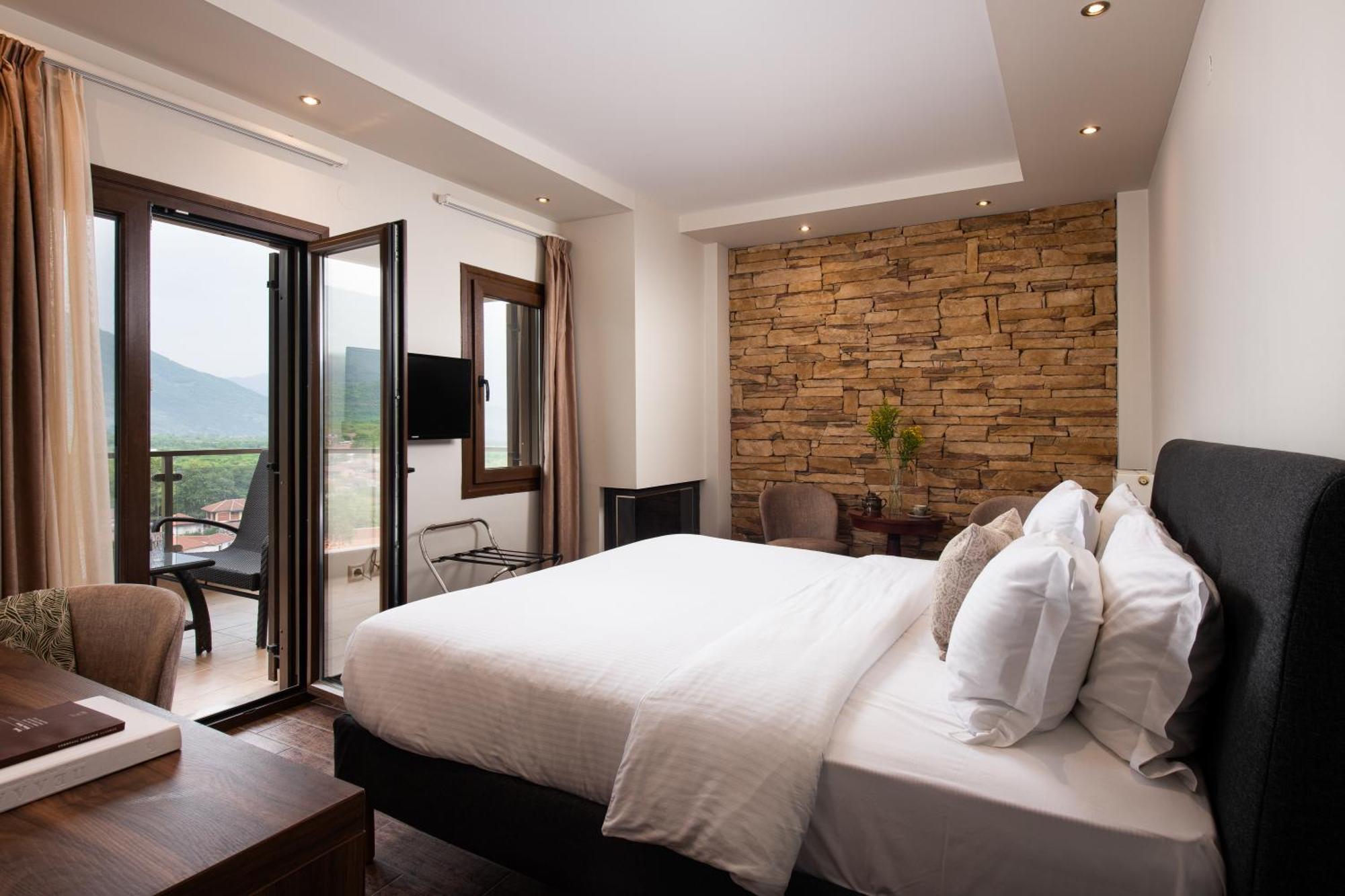 Hotel Naiades Órma Екстериор снимка