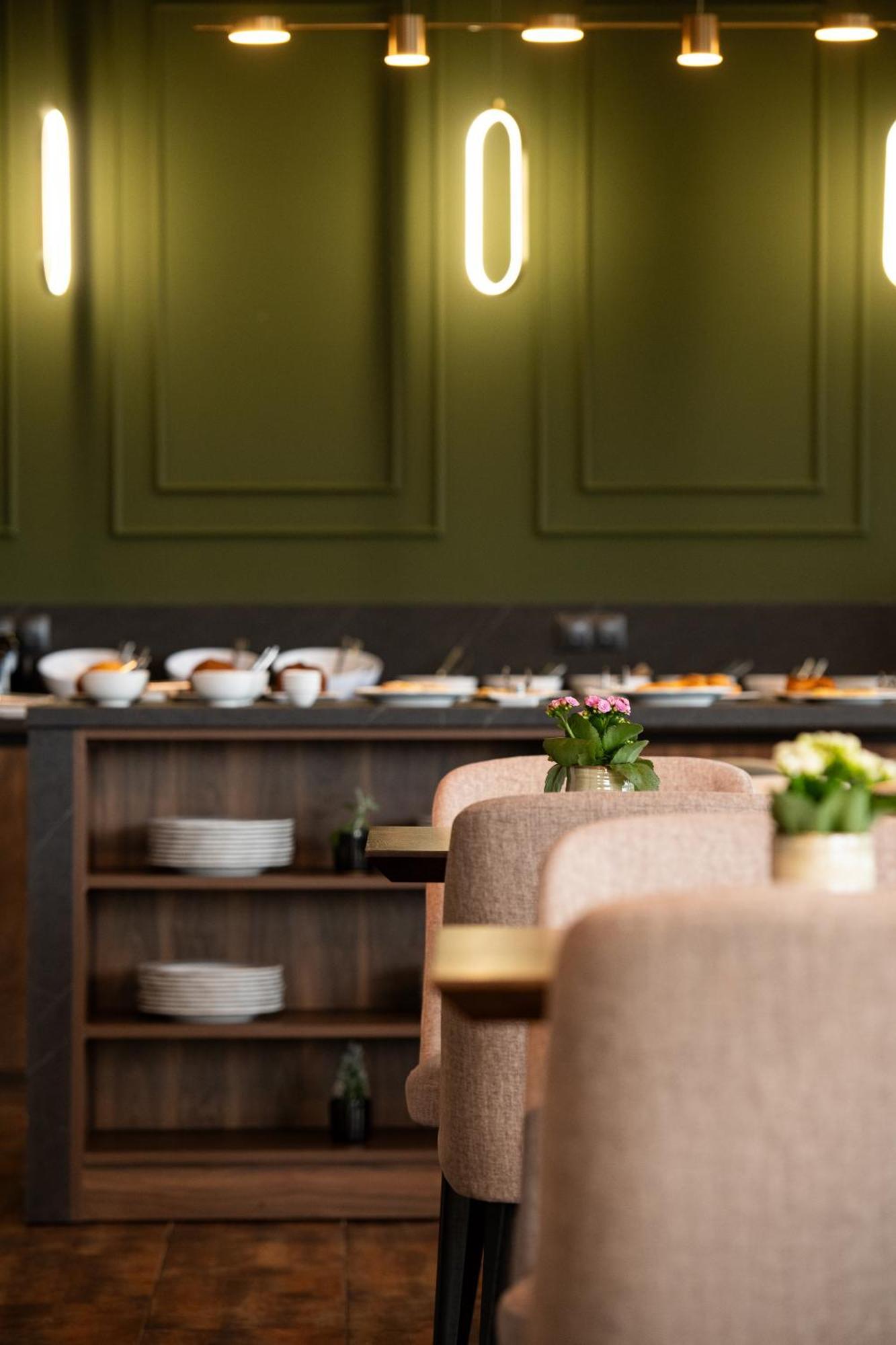 Hotel Naiades Órma Екстериор снимка