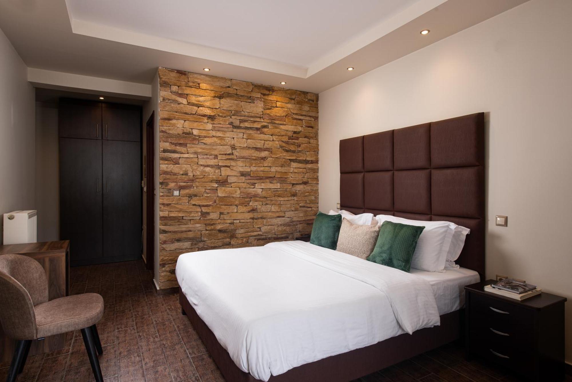 Hotel Naiades Órma Екстериор снимка