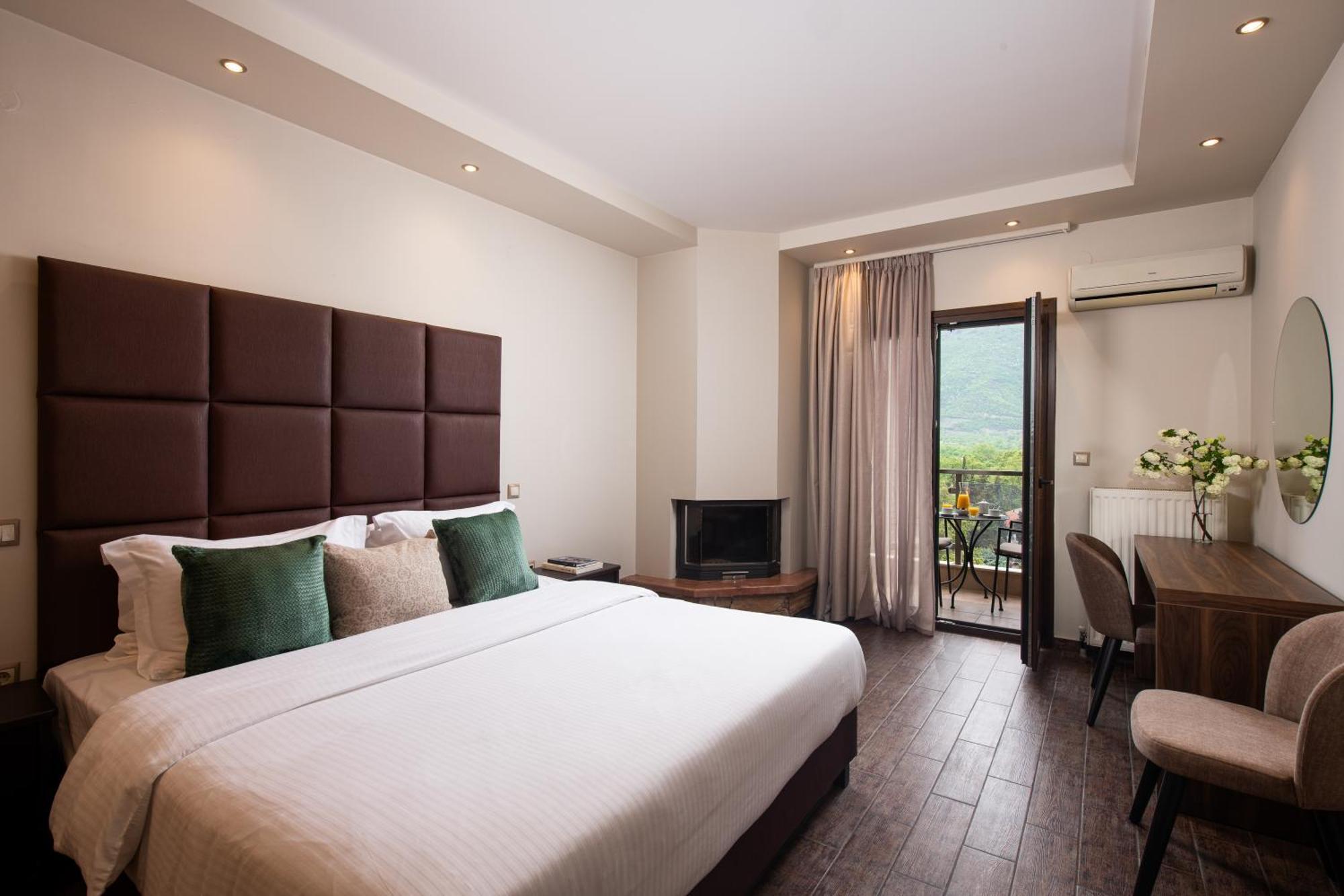 Hotel Naiades Órma Екстериор снимка