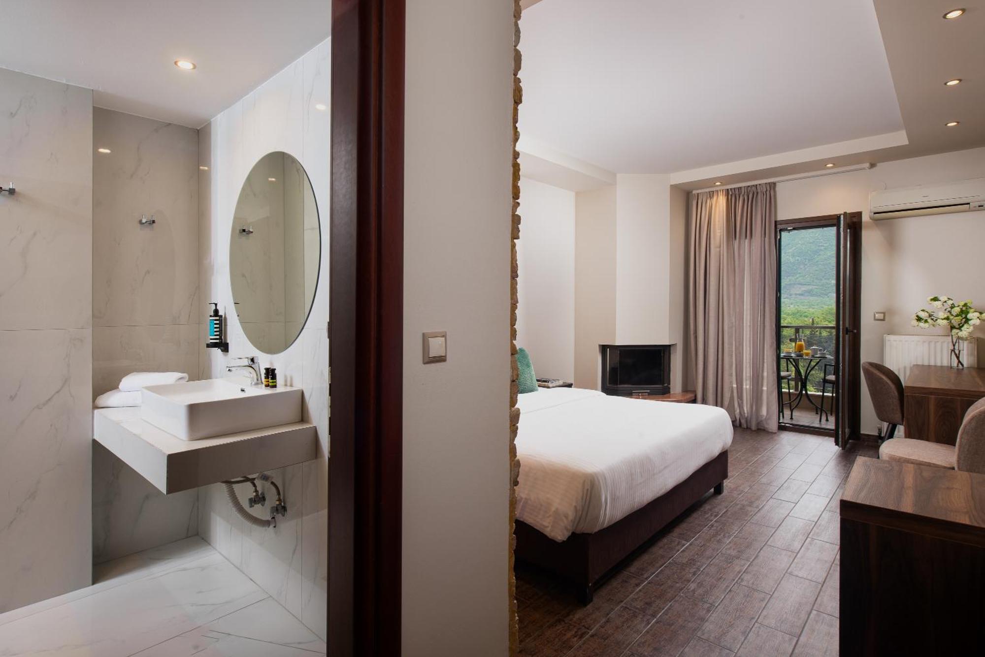 Hotel Naiades Órma Екстериор снимка